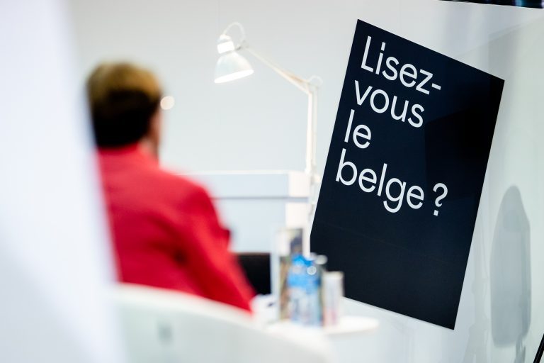 LISEZ-VOUS LE BELGE ?